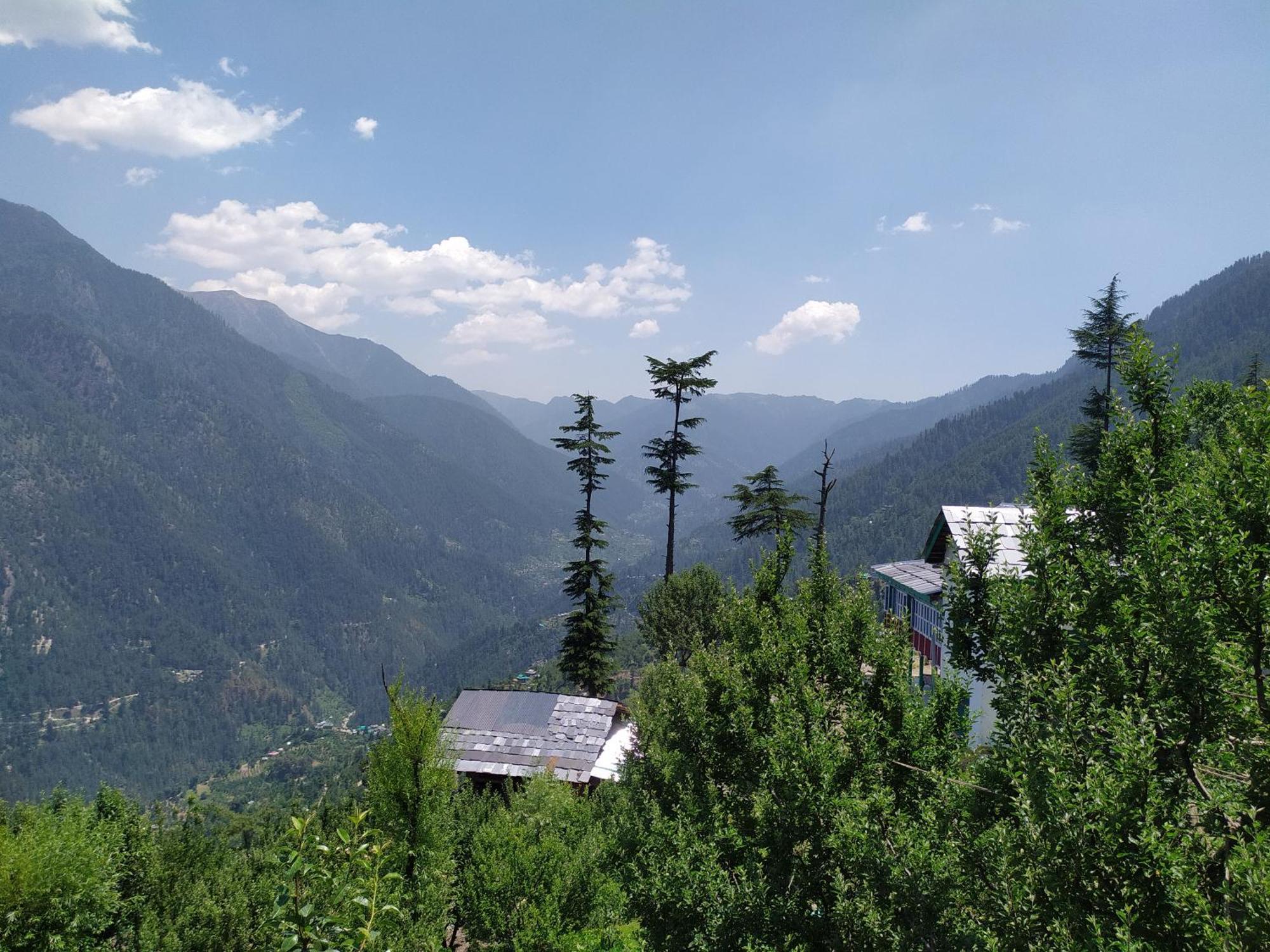 Готель Mountain Eyrie Banjar Екстер'єр фото